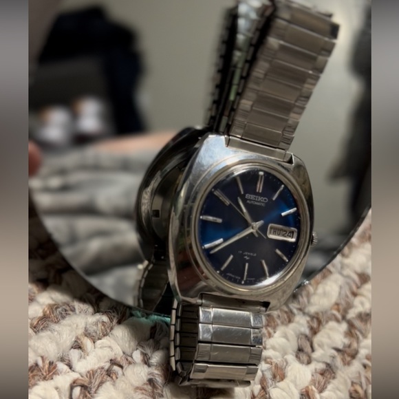 Seiko Automatic - Picture 2 of 4